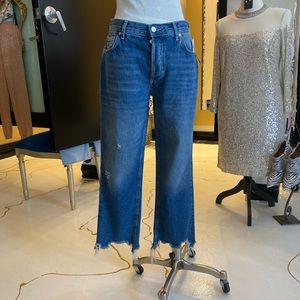 🌺Free People 
Distressed Straight Leg Frey Bottom Jeans